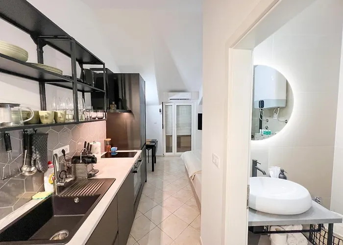 Black N' White * Dubrovnik